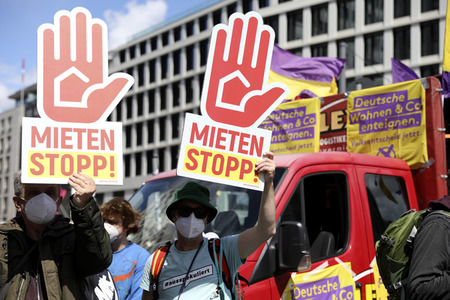 Demonstration gegen Mietenwahnsinn in Berlin