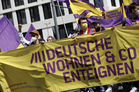 Demonstration gegen Mietenwahnsinn in Berlin