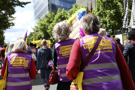 Demonstration gegen Mietenwahnsinn in Berlin