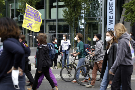 Demonstration gegen Mietenwahnsinn in Berlin