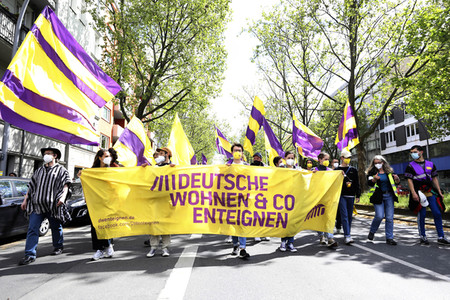 Demonstration gegen Mietenwahnsinn in Berlin