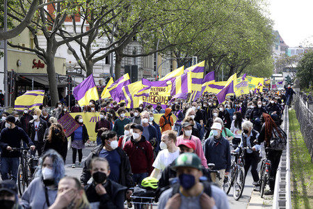 Demonstration gegen Mietenwahnsinn in Berlin