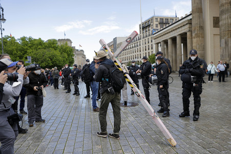 Querdenker demonstrieren trotz Demo-Verbot in Berlin