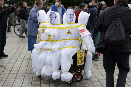 Querdenker demonstrieren trotz Demo-Verbot in Berlin