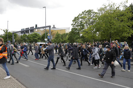 Querdenker demonstrieren trotz Demo-Verbot in Berlin