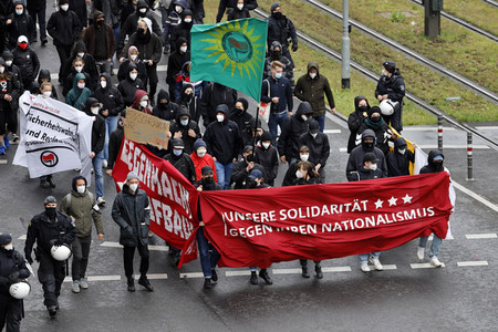 Demo gegen das Versammlungsgesetz NRW in Köln
