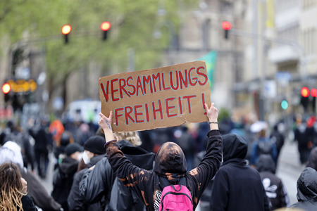 Demo gegen das Versammlungsgesetz NRW in Köln