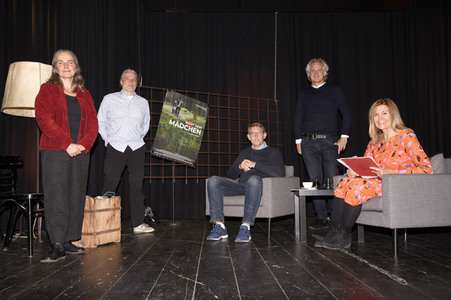 Online-Premiere von 'Nicht dein Mädchen' in Ebersberg