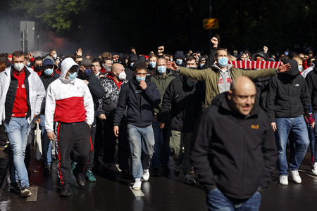 Polizeieinsatz beim Relegationsspiel 1. FC Köln vs. Holstein Kiel in Köln