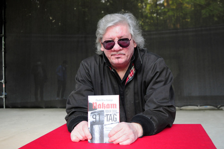 Claude-Oliver Rudolph bei der Lesung 'Leipzig liest extra' in Leipzig