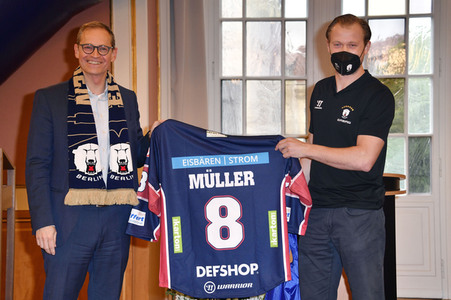 Empfang der Eisbären Berlin im Roten Rathaus in Berlin