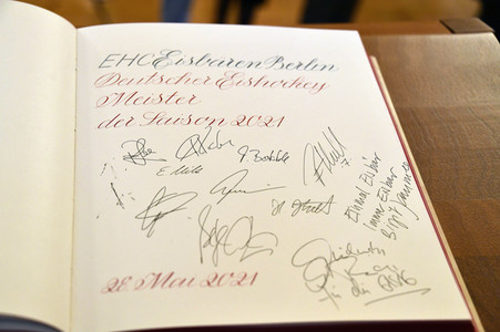 Empfang der Eisbären Berlin im Roten Rathaus in Berlin