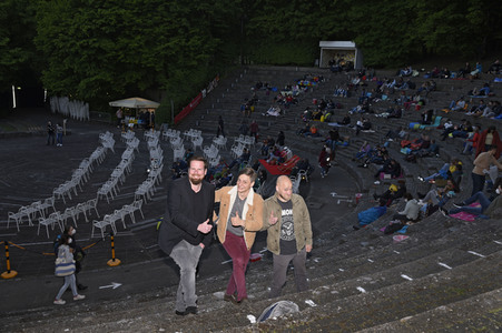 Filmpremiere 'Verplant - Wie zwei Typen versuchen mit dem Rad nach Vietnam zu fahren' in München