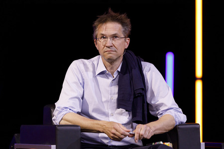 Gerald Knaus, Isabel Schayani und Jean Asselborn auf der lit.Cologne 2021 in Köln