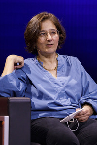 Gerald Knaus, Isabel Schayani und Jean Asselborn auf der lit.Cologne 2021 in Köln