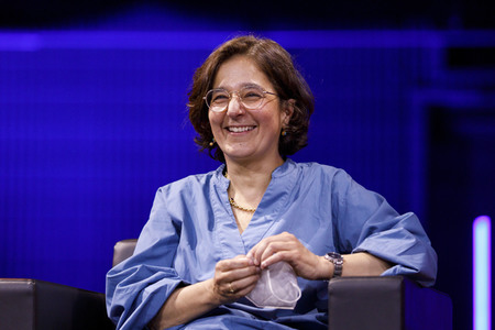 Gerald Knaus, Isabel Schayani und Jean Asselborn auf der lit.Cologne 2021 in Köln
