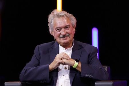 Gerald Knaus, Isabel Schayani und Jean Asselborn auf der lit.Cologne 2021 in Köln