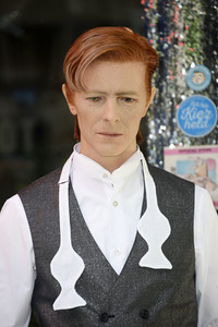Madame Tussauds präsentiert 'Berlin 100!' mit David Bowie und Marlene Dietrich in Berlin