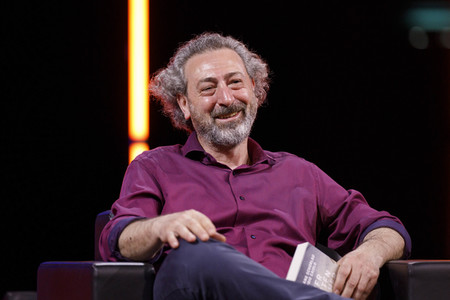 Wolfgang Schorlau und Claudio Caiolo auf der lit.Cologne 2021 in Köln