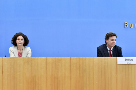 Regierungspressekonferenz zum aktuellen Corona-Sachstand in Berlin