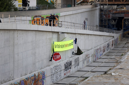 Besetzung der A100-Baustelle in Berlin