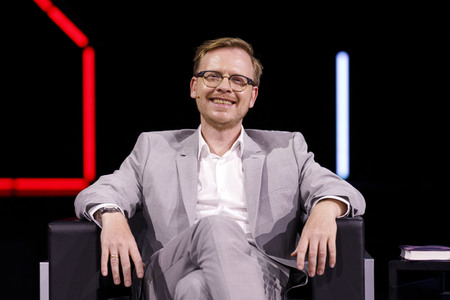 Markus Gabriel und Gert Scobel auf der lit.Cologne 2021 in Köln