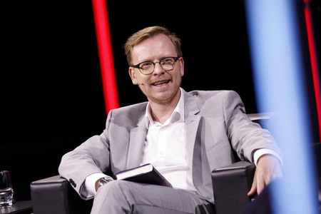 Markus Gabriel und Gert Scobel auf der lit.Cologne 2021 in Köln