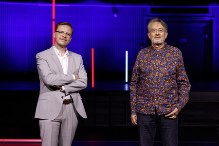 Markus Gabriel und Gert Scobel auf der lit.Cologne 2021 in Köln