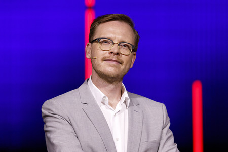 Markus Gabriel und Gert Scobel auf der lit.Cologne 2021 in Köln