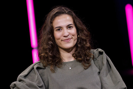 Mona Ameziane, Farah Schäfer, Lea-Lina Oppermann und Luisa Neubauer auf der lit.Cologne 2021 in Köln