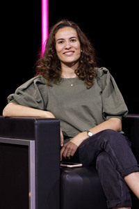 Mona Ameziane, Farah Schäfer, Lea-Lina Oppermann und Luisa Neubauer auf der lit.Cologne 2021 in Köln