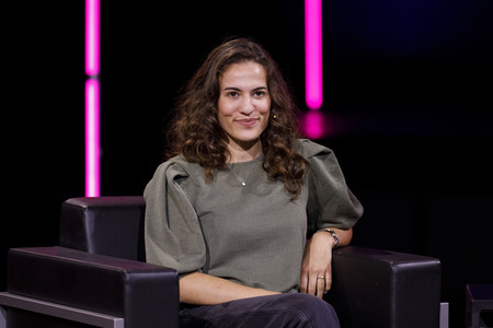 Mona Ameziane, Farah Schäfer, Lea-Lina Oppermann und Luisa Neubauer auf der lit.Cologne 2021 in Köln