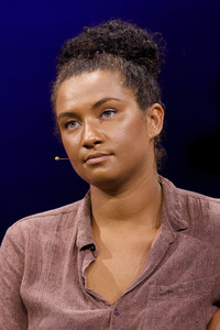 Mona Ameziane, Farah Schäfer, Lea-Lina Oppermann und Luisa Neubauer auf der lit.Cologne 2021 in Köln