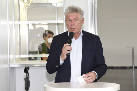 Pressetermin zur 500.000. Impfung im Impfzentrum in München