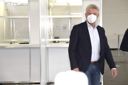 Pressetermin zur 500.000. Impfung im Impfzentrum in München