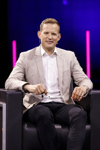 Hendrik Streeck und Gert Scobel auf der lit.Cologne 2021 in Köln