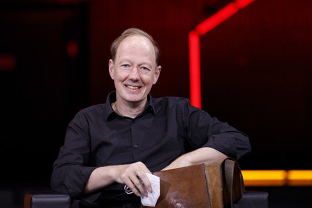 Martin Sonneborn und Gregor Gysi auf der lit.Cologne 2021 in Köln