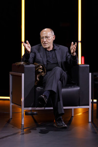 Martin Sonneborn und Gregor Gysi auf der lit.Cologne 2021 in Köln