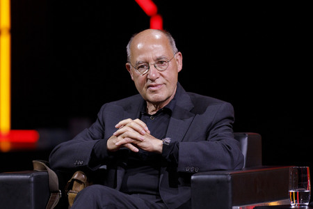 Martin Sonneborn und Gregor Gysi auf der lit.Cologne 2021 in Köln