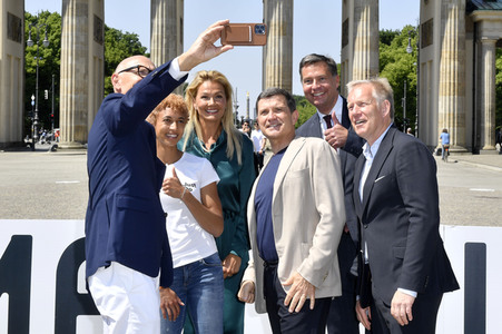 Pressekonferenz zum Kampagnen-Start 'Germany United' in Berlin