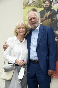 Theaterpremiere 'Winterrose' in Berlin