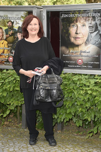 Theaterpremiere 'Winterrose' in Berlin