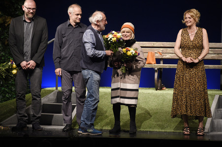 Theaterpremiere 'Winterrose' in Berlin