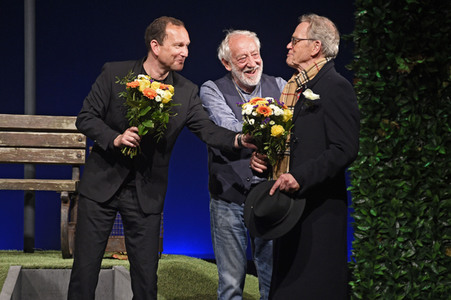 Theaterpremiere 'Winterrose' in Berlin