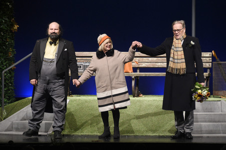 Theaterpremiere 'Winterrose' in Berlin