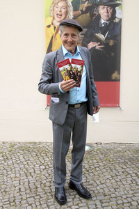 Theaterpremiere 'Winterrose' in Berlin