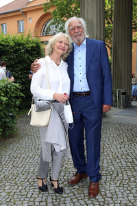 Theaterpremiere 'Winterrose' in Berlin