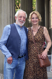 Theaterpremiere 'Winterrose' in Berlin