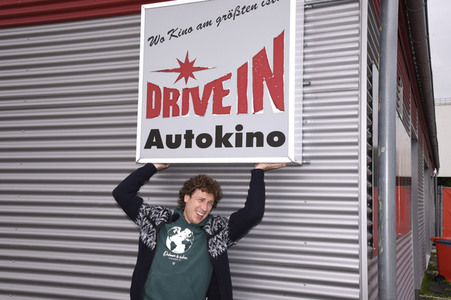 Filmscreening 'Ausgrissn! In der Lederhosn nach Las Vegas' in Aschheim