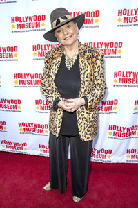 Ehrung von Barbara Eden im Hollywood Museum in Los Angeles